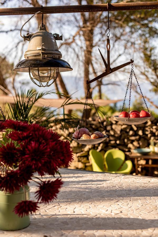 Plage Cachée - Glamping Vrboska Exterior foto
