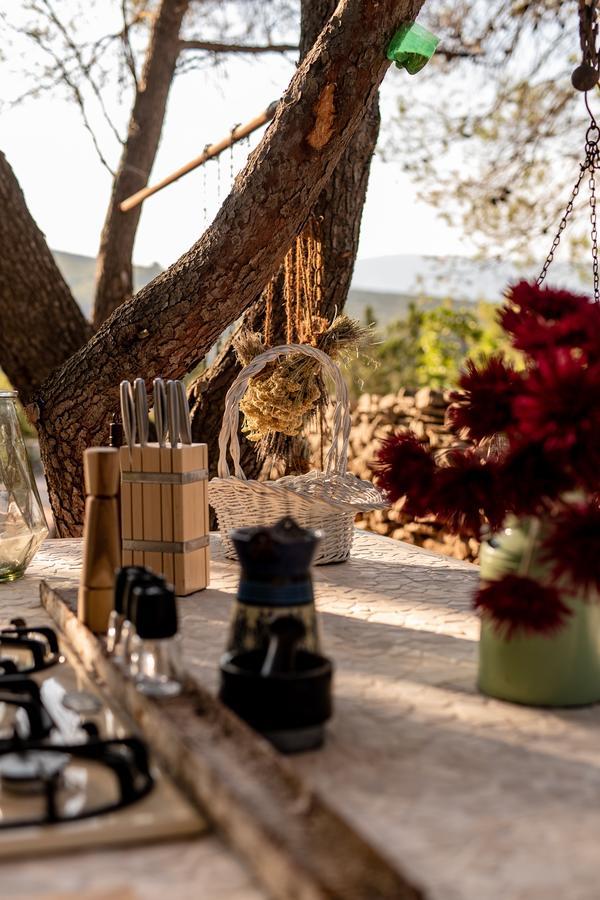 Plage Cachée - Glamping Vrboska Exterior foto